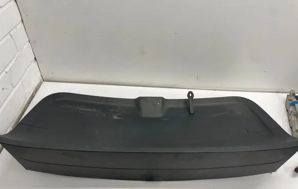 Skoda Octavia Mk4 Tailgate/boot cover trim set 5E7867975A