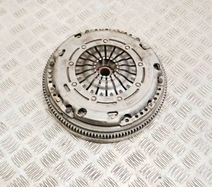Volkswagen Golf VII Clutch set kit 181878007428 05E105266B