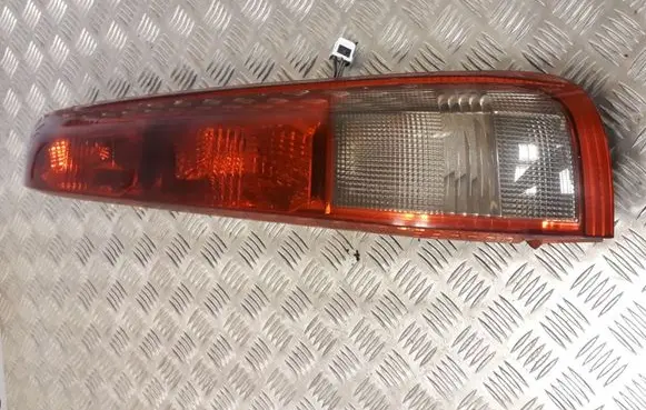 Nissan X-Trail T30 Rear/tail lights