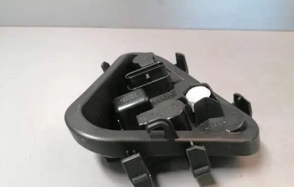 BMW 3 F30 F35 F31 Tail light bulb cover holder 7313048 63217313048