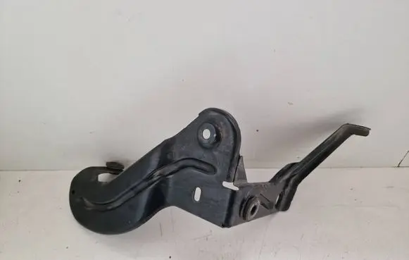 Audi A6 S6 C6 4F Intercooler pipe mounting bracket 4F0145813F