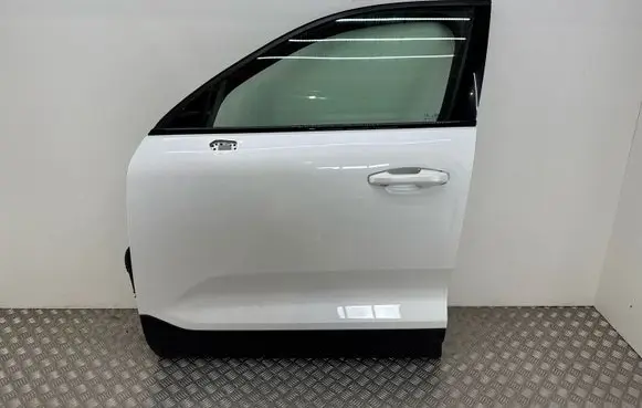 Volvo XC40 Front door 
