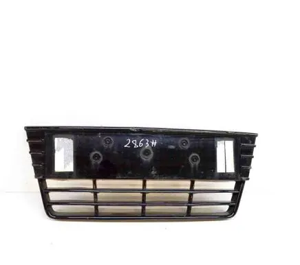 Ford Focus Front grill BM5117K945E