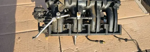 Audi A5 8T 8F Intake manifold 06H133185