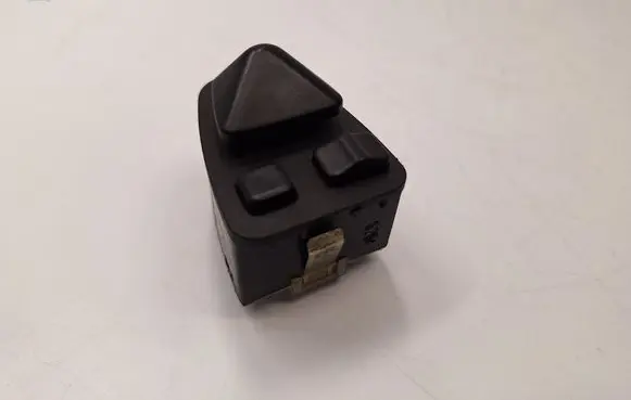 BMW 3 E46 Wing mirror switch 61318373732