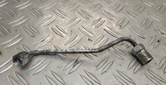 Toyota RAV 4 (XA30) Fuel main line pipe