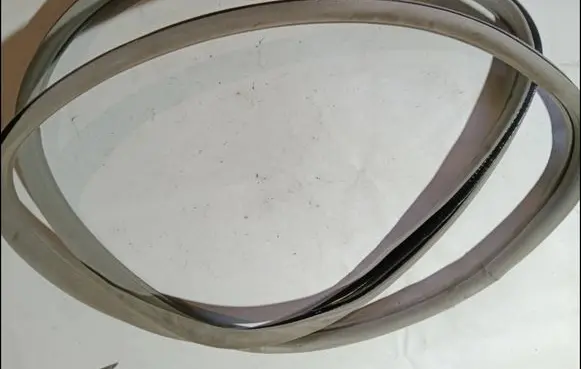 Cadillac DeVille Front door rubber seal
