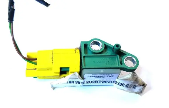Volkswagen PASSAT B6 Airbag deployment crash/impact sensor 3C0909606