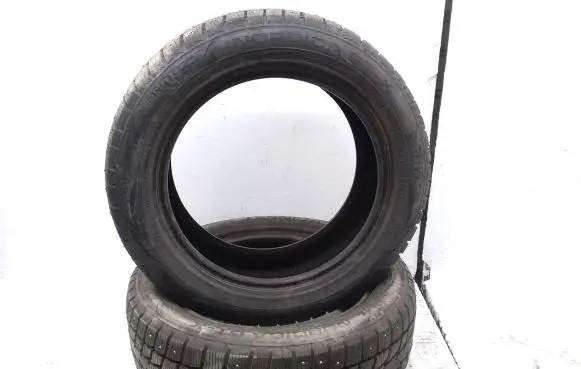 Volkswagen Caddy R16 winter/snow tires with studs 2055516