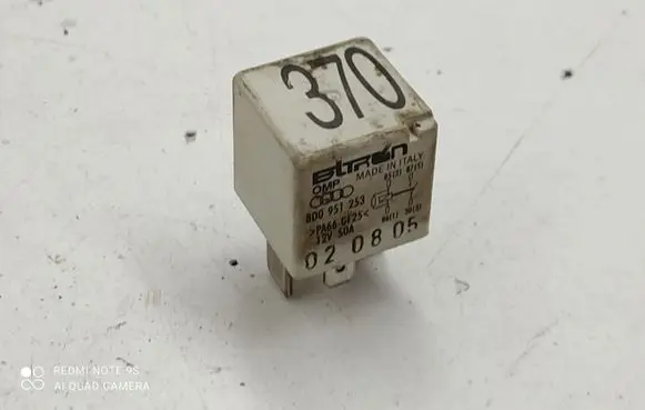 Audi A4 S4 B7 8E 8H Other relay 8D0951253