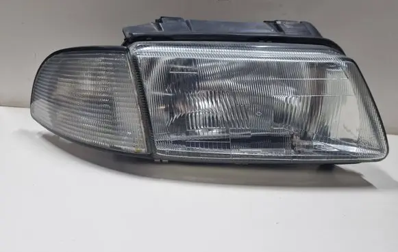 Audi A4 S4 B5 8D Headlight/headlamp 6R01490