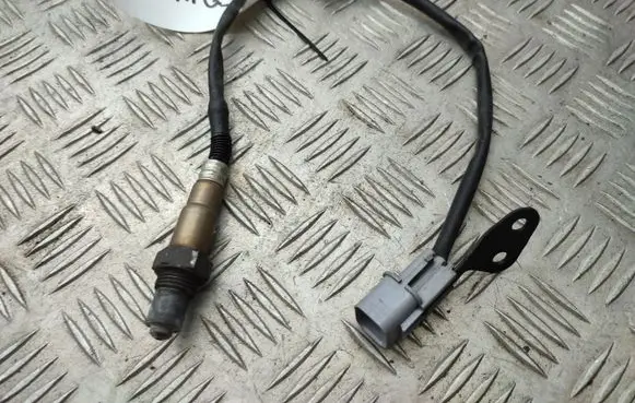 KIA Sportage Lambda probe sensor 392102B375
