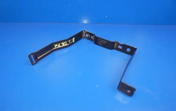 Volvo XC90 Battery bracket 31383849 802FA
