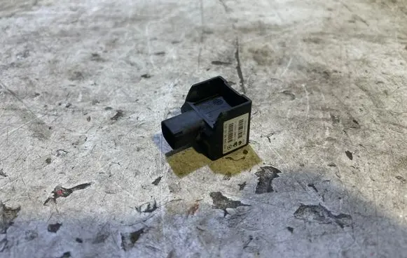 Mercedes-Benz E W211 ESP acceleration yaw rate sensor A1635420618 2760031782 10098000511