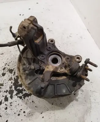 Volkswagen Touran I Front wheel hub spindle knuckle