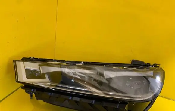BMW iX Headlight/headlamp 5A3CEA1-04