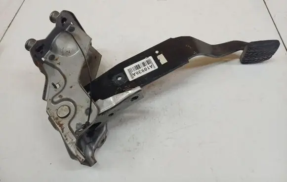 Mazda Premacy Clutch pedal 