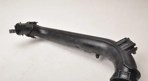 Skoda Fabia Mk3 (NJ) Intercooler hose/pipe 04E145673B