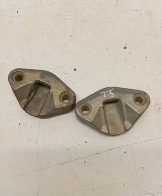 Volkswagen Multivan T4 Sliding door lock loop/hook striker 701843667