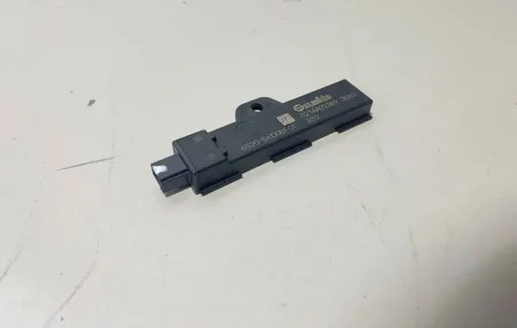 BMW X6 G06 Keyless system antenna 5A1D0B1