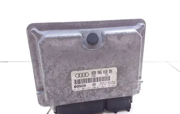 Audi A3 S3 8L Engine control unit/module 038906018BN 0281001847