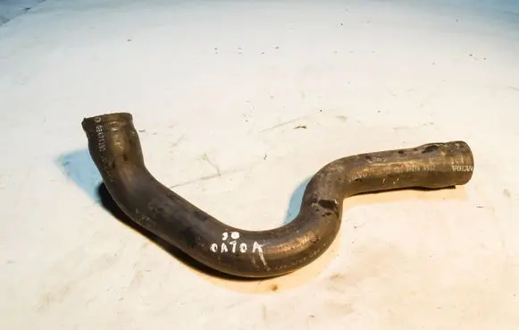 Volvo C30 Engine coolant pipe/hose 08671392