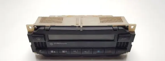 Volkswagen PASSAT B5 Climate control unit 1J1907044