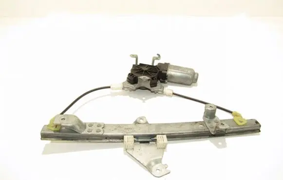 Nissan Qashqai+2 Rear window lifting mechanism without motor