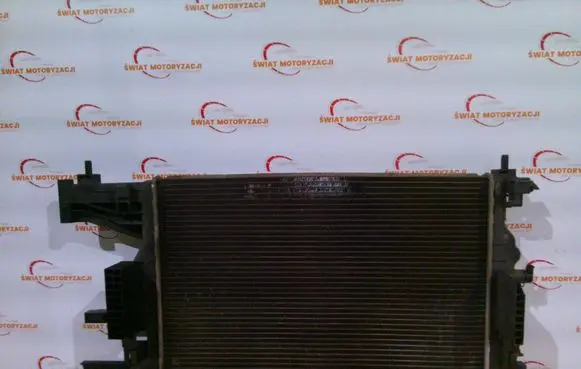 Opel Astra J Coolant radiator 13281773