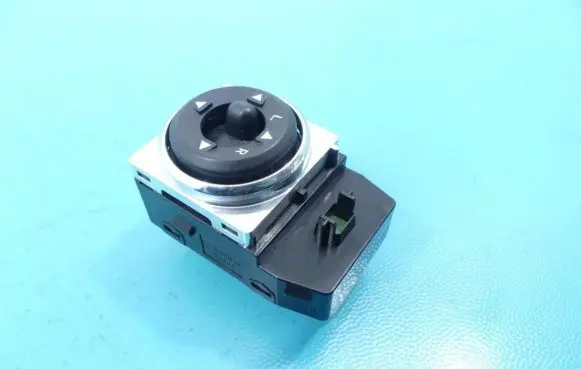 Hyundai Elantra Electric window control switch 202009648 IMPRK1059830