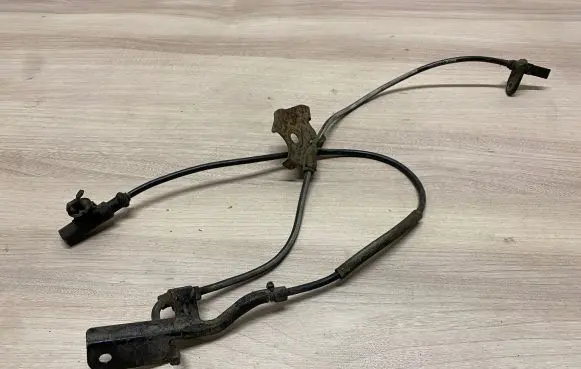 Toyota Auris 150 ABS brake wheel speed sensor 8954302060