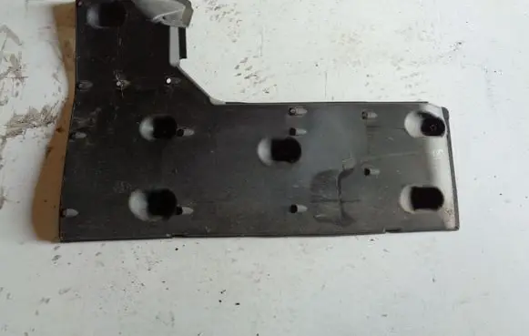 Lexus IS 220D-250-350 Other under body part 5816653020
