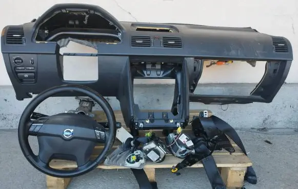 Volvo XC90 Dashboard