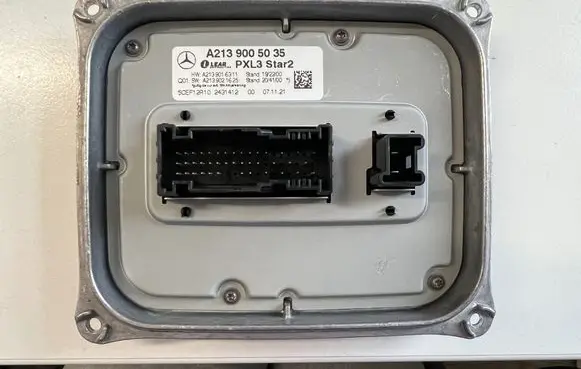 Mercedes-Benz E W213 Headlight ballast module Xenon A2139005035 A2139021625 A2139016311