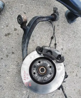 Citroen C5 Front wheel hub spindle knuckle