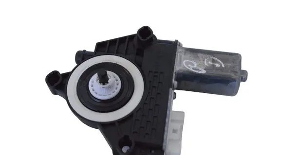 Mazda 6 Front door window regulator motor CMOA0760L
