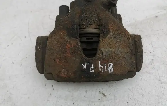 Opel Zafira A Front brake caliper