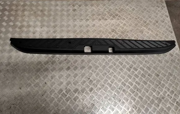 Renault Master IV Trunk/boot sill cover protection 849921772R