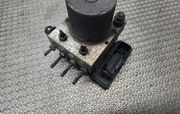 Volkswagen Crafter ABS Pump A9069008401