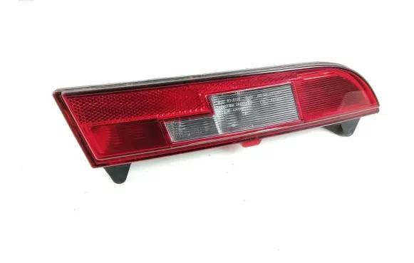 BMW i3 Rear bumper light 7304044
