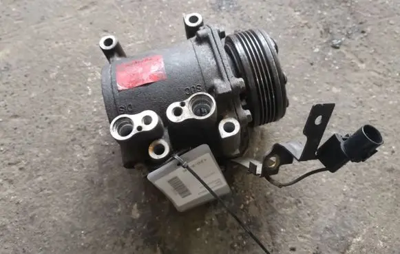 Mitsubishi Space Star Air conditioning (A/C) compressor (pump) MR398278