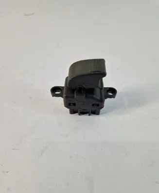 Mazda 2 Electric window control switch D39766370