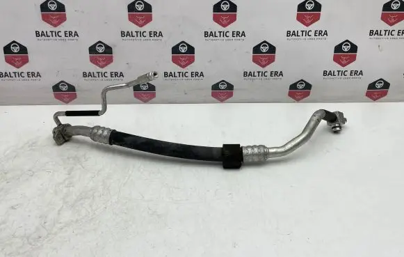Audi A4 S4 B9 Air conditioning (A/C) pipe/hose 8W1816740