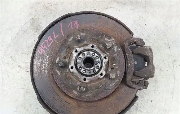Suzuki Vitara (ET/TA) Front wheel hub spindle knuckle