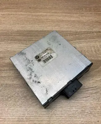 BMW 3 E90 E91 Voltage converter inverter 9127088 8ES00947920
