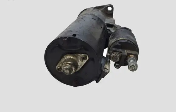 Alfa Romeo Giulietta Starter motor 0001139006 51810267