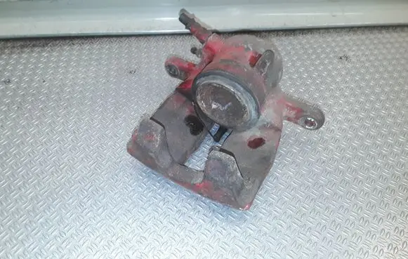 Mercedes-Benz B W245 Front brake caliper 