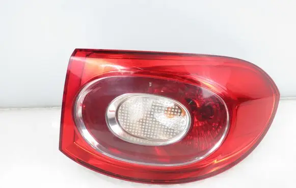 Volkswagen Tiguan Rear/tail lights 5N0945096H