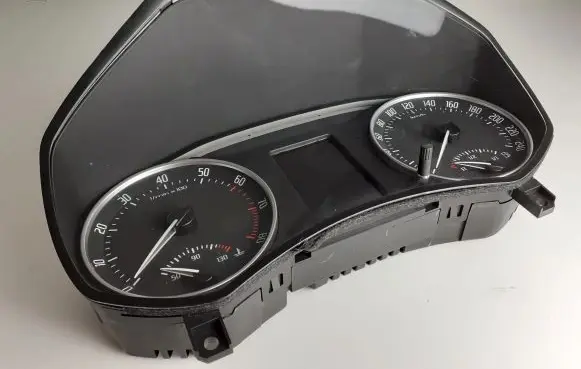 Skoda Octavia Mk2 (1Z) Speedometer (instrument cluster) 1Z0920803K M4308
