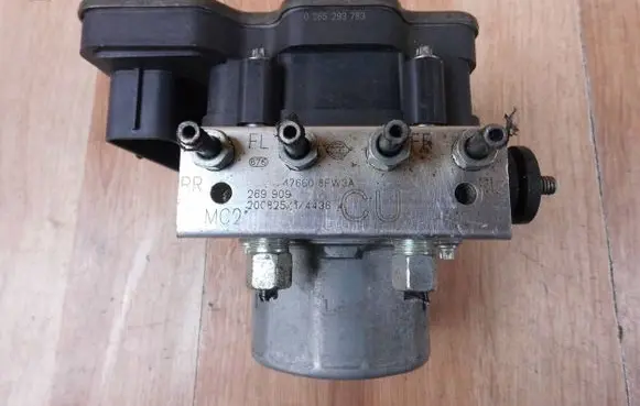 Nissan X-Trail T32 ABS Pump 476608FW3A 0265293783